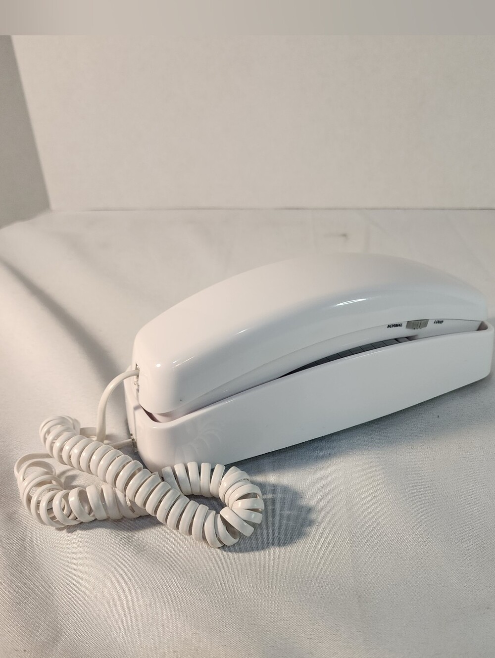 Vintage AT&T Trimline 210 Corded Telephone